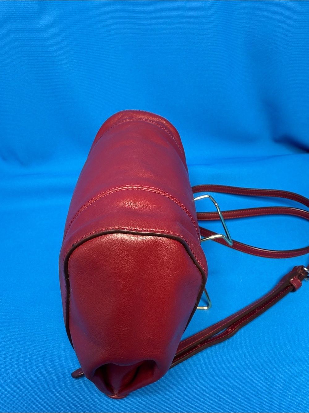 GORGEOUS COACH NEW YORK CRIMSON COLETTE CROSSBODY / SWINGPACK / SHOULDER BAG - Picture 10 of 17